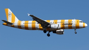 Photo of D-ATCH - Airbus A320-212 operated by Condor