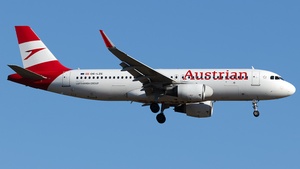 Photo of OE-LZE - Airbus A320-214 operated by Austrian Airlines