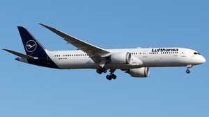 Photo of D-ABQC - Boeing 787-9 Dreamliner operated by Lufthansa