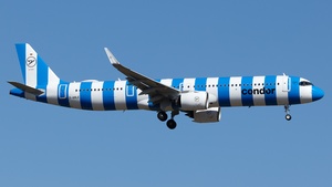 Photo of D-ANLE - Airbus A321-271NX operated by Condor