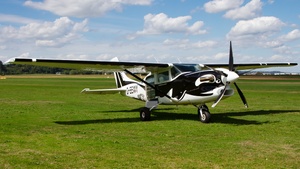 Photo of D-EEWY - Cessna U206G Soloy Turbine 206 operated by The Flying Bones Skydiving