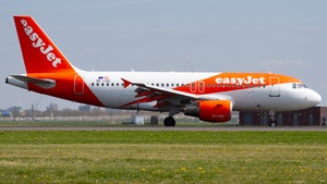 Photo of OE-LQZ - Airbus A319-111 operated by easyJet Europe