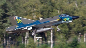 Photo of SE-DXR - Saab J 35J Draken operated by Swedish Air Force Historic Flight