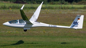 Photo of D-KAMK - Schleicher ASH 25M operated by Private