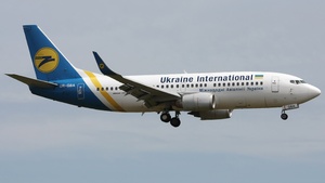 Photo of UR-GBA - Boeing 737-36N operated by Ukraine International Airlines