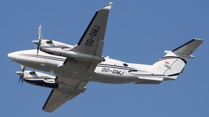 Photo of OO-GMJ - Beechcraft B300 Super King Air 350 operated by Air Service Liège