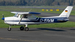 Photo of D-EIVM - Reims-Cessna F150M operated by Luftsportclub Borkenberge
