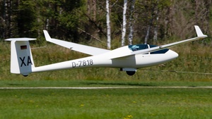 Photo of D-7818 - Glasflügel H-206 Hornet operated by Private