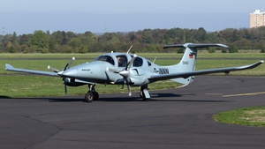Photo of D-INNN - Diamond DA62 operated by AFS Aviators Flight School