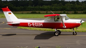 Photo of D-EGUH - Reims-Cessna F152 II operated by TFC Flight Training