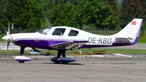 Photo of OE-KBG - Lancair Super ES operated by Private