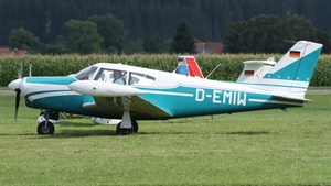 Photo of D-EMIW - Piper PA-24-250 Comanche operated by Private