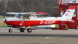 Photo of D-EOOP - Reims-Cessna F152 operated by TFC Flight Training