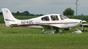 Photo of N742C - Cirrus SR20 G1 operated by Private