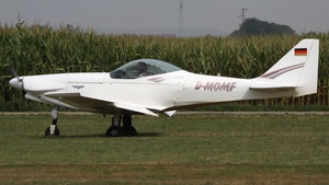 Photo of D-MOMF - Dallach D4 Fascination operated by Private