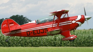 Photo of D-EUJS - Pitts S-2B Special operated by Private
