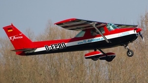 Photo of D-EPRO - Cessna 150M Commuter operated by TL Aviation