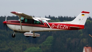 Reims-Cessna FR172K Hawk XP II
