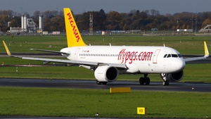 Photo of TC-NCH - Airbus A320-251N operated by Pegasus Airlines
