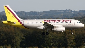 Photo of D-AGWN - Airbus A319-132 operated by Germanwings