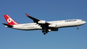 Photo of TC-JDJ - Airbus A340-311 operated by Turkish Airlines