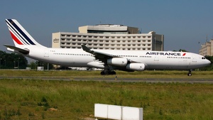 Photo of F-GLZL - Airbus A340-313 operated by Air France