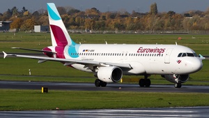 Photo of D-ABNN - Airbus A320-214 operated by Eurowings