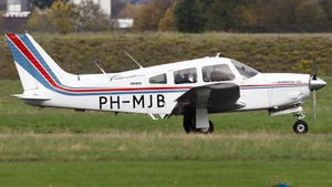 Photo of PH-MJB - Piper PA-28R-201 Cherokee Arrow III operated by Flight Academy Speyer