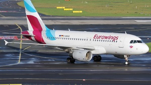 Photo of D-ABGQ - Airbus A319-112 operated by Eurowings
