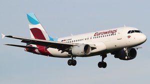 Photo of D-ABGR - Airbus A319-112 operated by Eurowings