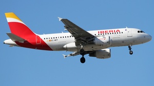 Photo of EC-MFP - Airbus A319-111 operated by Iberia