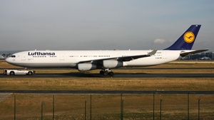 Photo of D-AIFA - Airbus A340-313 operated by Lufthansa