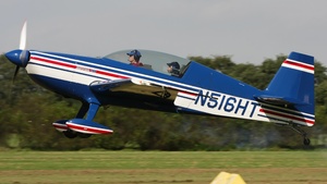 Photo with serial 22 - Extra EA-200