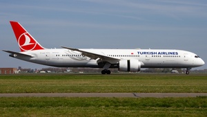 Photo of TC-LLG - Boeing 787-9 Dreamliner operated by Turkish Airlines