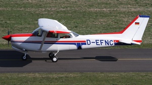 Photo of D-EFNC - Cessna 172RG Cutlass RG operated by Private