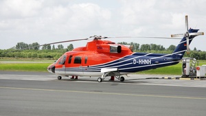 Photo of D-HHNH - Sikorsky S-76B operated by Heli Service International