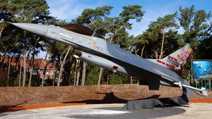 Photo of FA-16 - General Dynamics F-16A Fighting Falcon operated by Belgian Air Force
