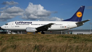 Photo of D-ABXZ - Boeing 737-330 operated by Lufthansa