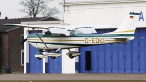 Photo of D-EOKI - Reims-Cessna FR172F Reims Rocket operated by Segelflugclub Betzdorf-Kirchen