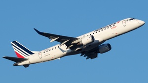 Photo of F-HBLK - Embraer ERJ-190STD operated by Air France HOP