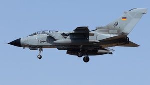Photo with serial 135/GS024/4050 - Panavia Tornado IDS