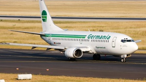 Photo with serial 25015 - Boeing 737-3M8