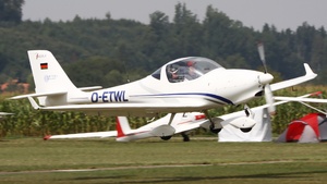 Photo of D-ETWL - Aquila A210 operated by Private