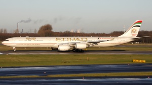 Photo of A6-EHK - Airbus A340-642 operated by Etihad Airways