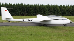 Photo of D-3342 - Scheibe SF 34 operated by Private