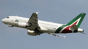 Photo of EI-IMG - Airbus A319-112 operated by Alitalia