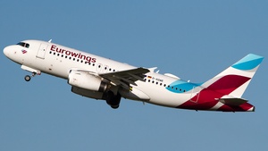 Photo of D-AGWE - Airbus A319-132 operated by Eurowings