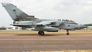 Photo with serial 098/BS031/3052 - Panavia Tornado GR4