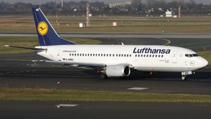 Photo of D-ABED - Boeing 737-330 operated by Lufthansa