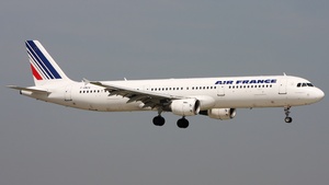 Photo of F-GMZA - Airbus A321-111 operated by Air France